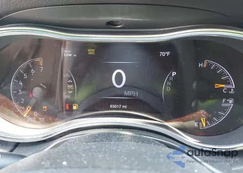 2020 Jeep Grand Cherokee Laredo E 4X4 из США, поврежденный, VIN 1C4RJFAG3LC179107